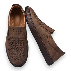 SaintGarnier™ | Étienne Perforated Slip-Ons
